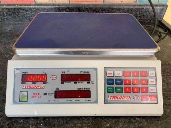 BALANÇA DIGITAL COMPUTADORA 15KG COM BATERIA MAX DST-15-C/D - TRIUNFO